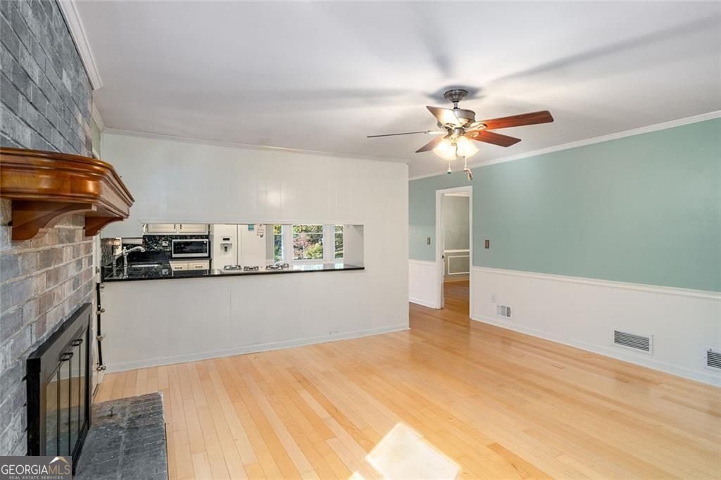 445 Bruce Way Lilburn - 18