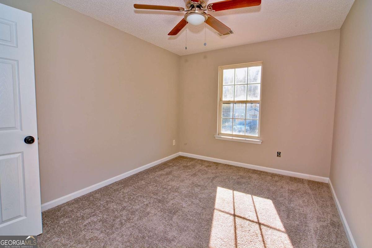 1611 Hallmark Hills Drive Griffin - 13