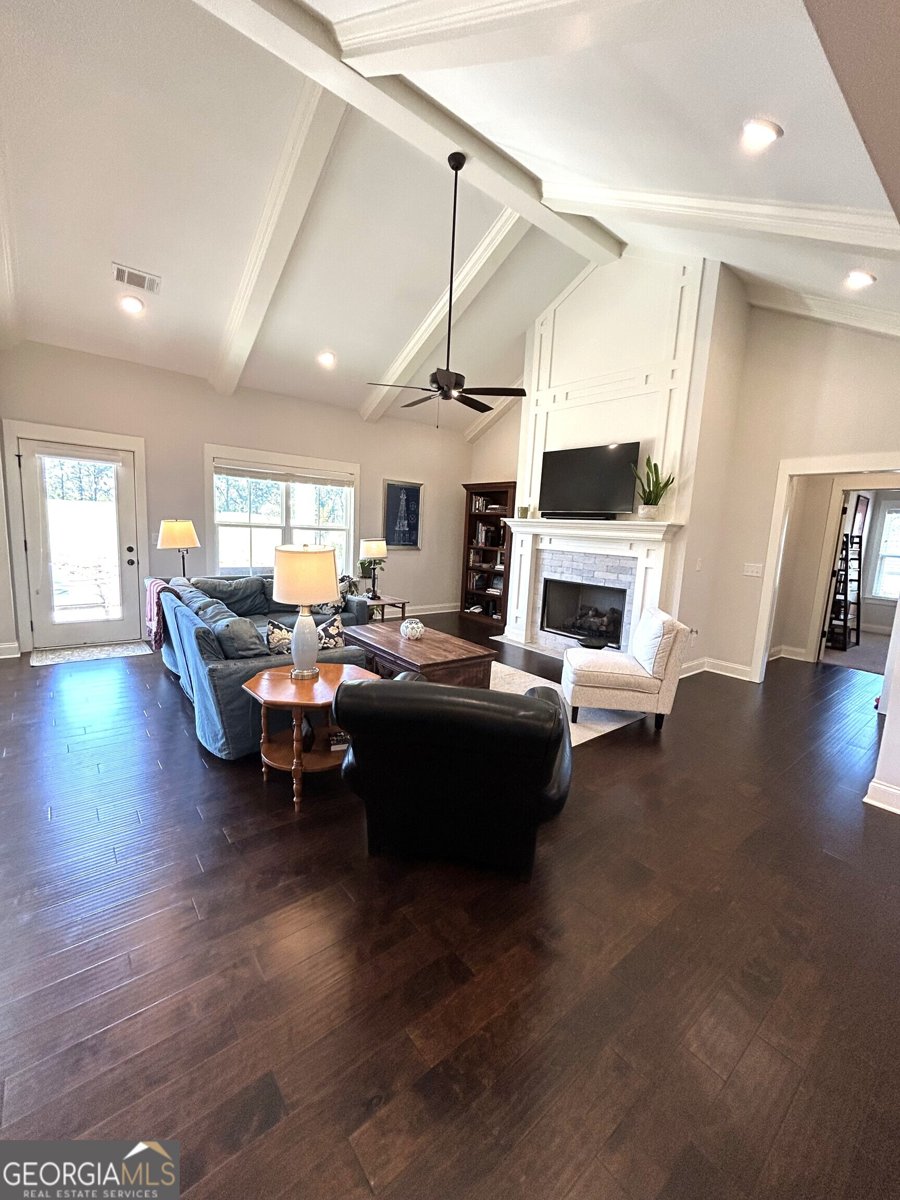 438 Davis Lake Pine Mountain - 16