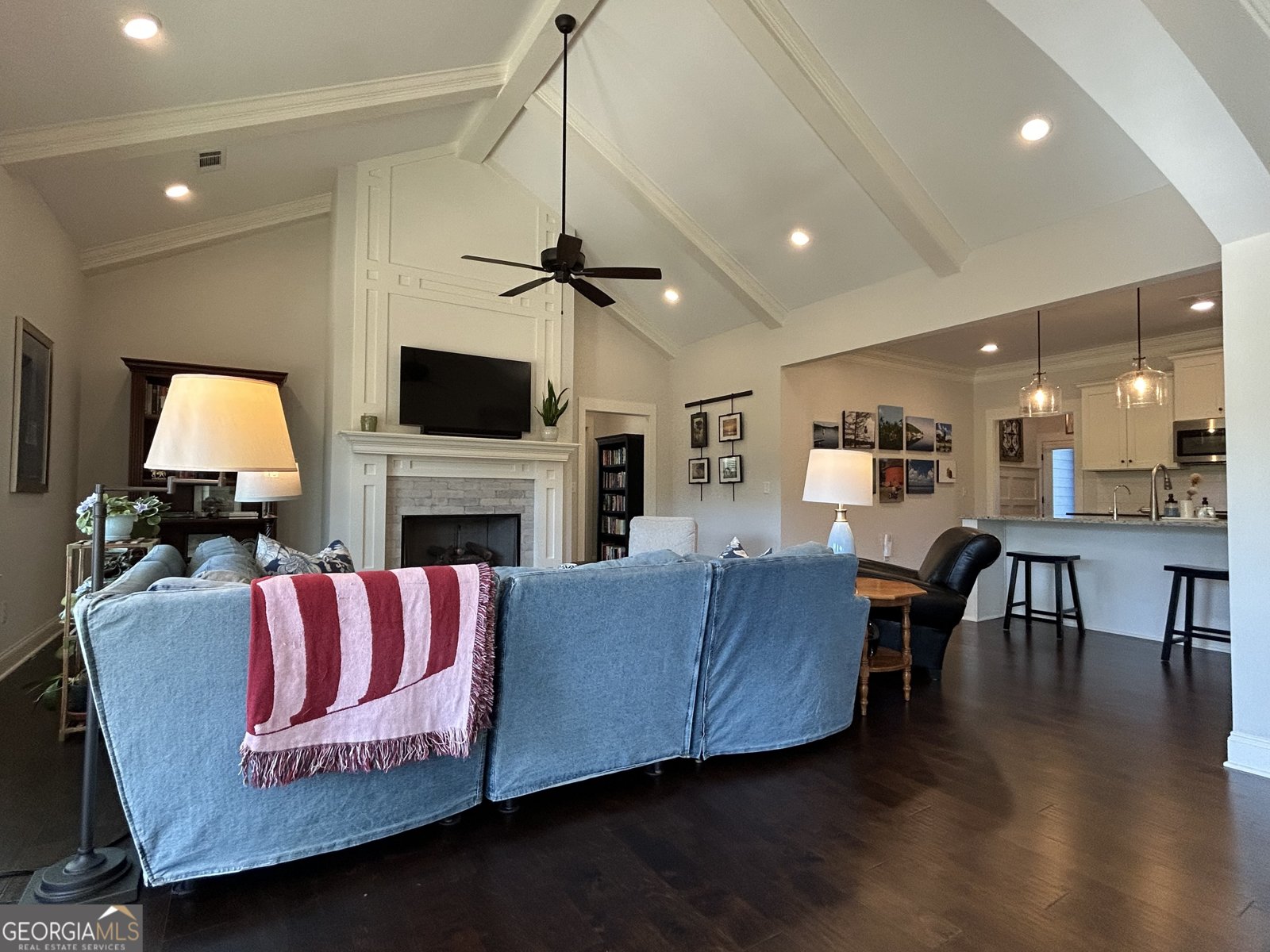 438 Davis Lake Pine Mountain - 17