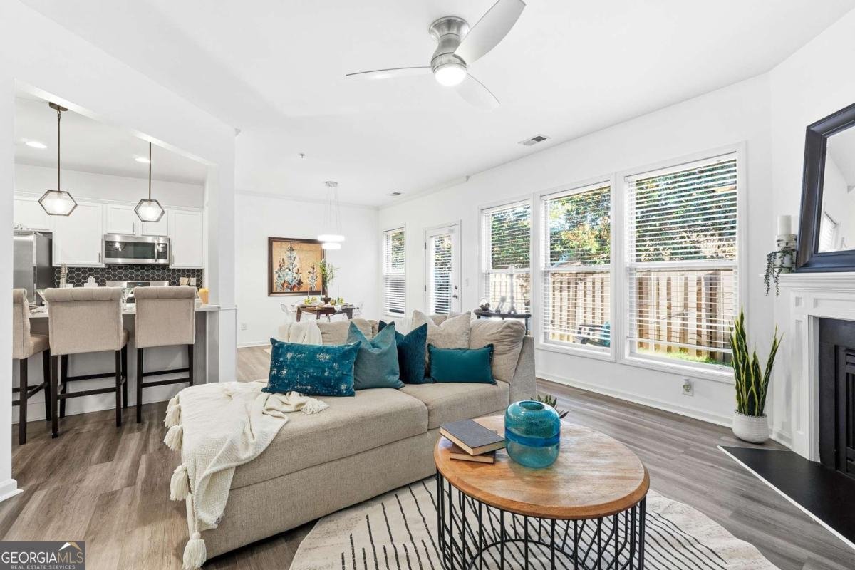 2121 Caswell Circle Marietta - 4