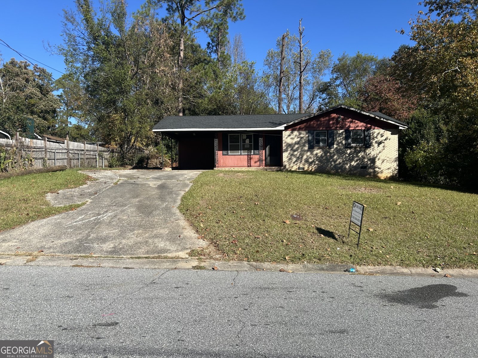 2443 Lambert Drive Macon - main photo