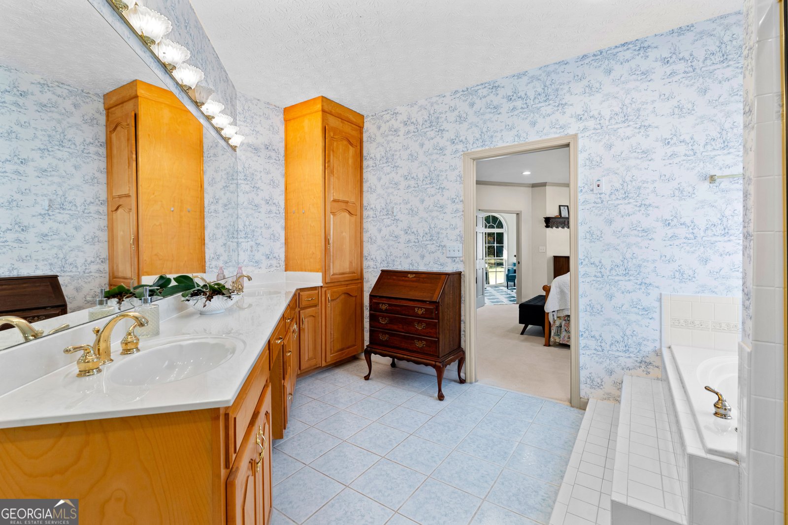 155 Youngs Circle Fayetteville - 40