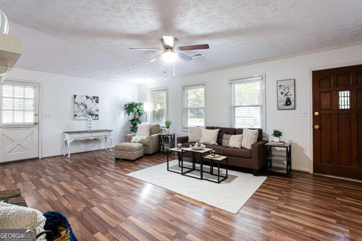 954 Camp Creek Drive Lilburn - 4