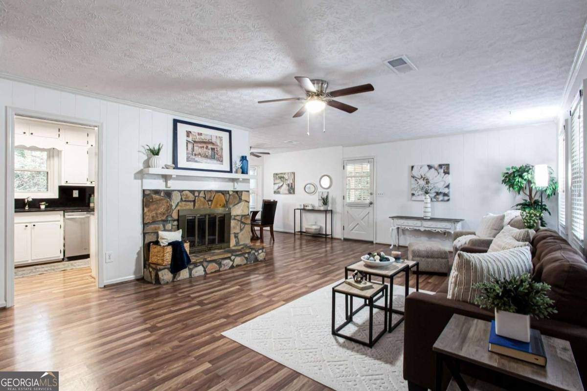 954 Camp Creek Drive Lilburn - 5