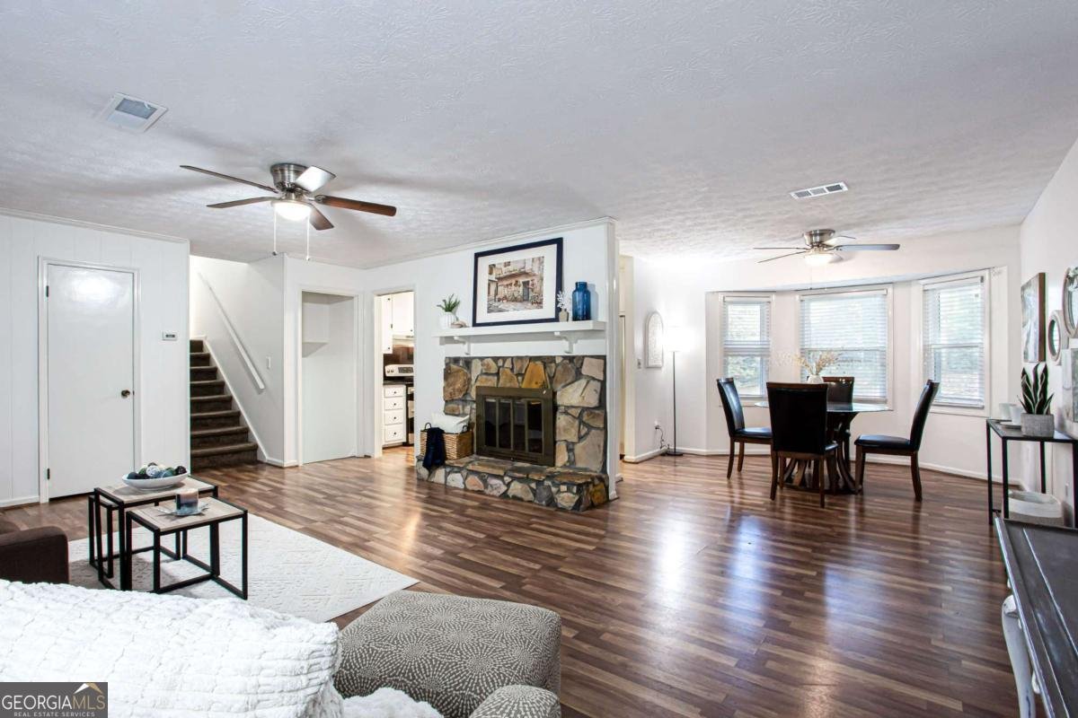 954 Camp Creek Drive Lilburn - 6