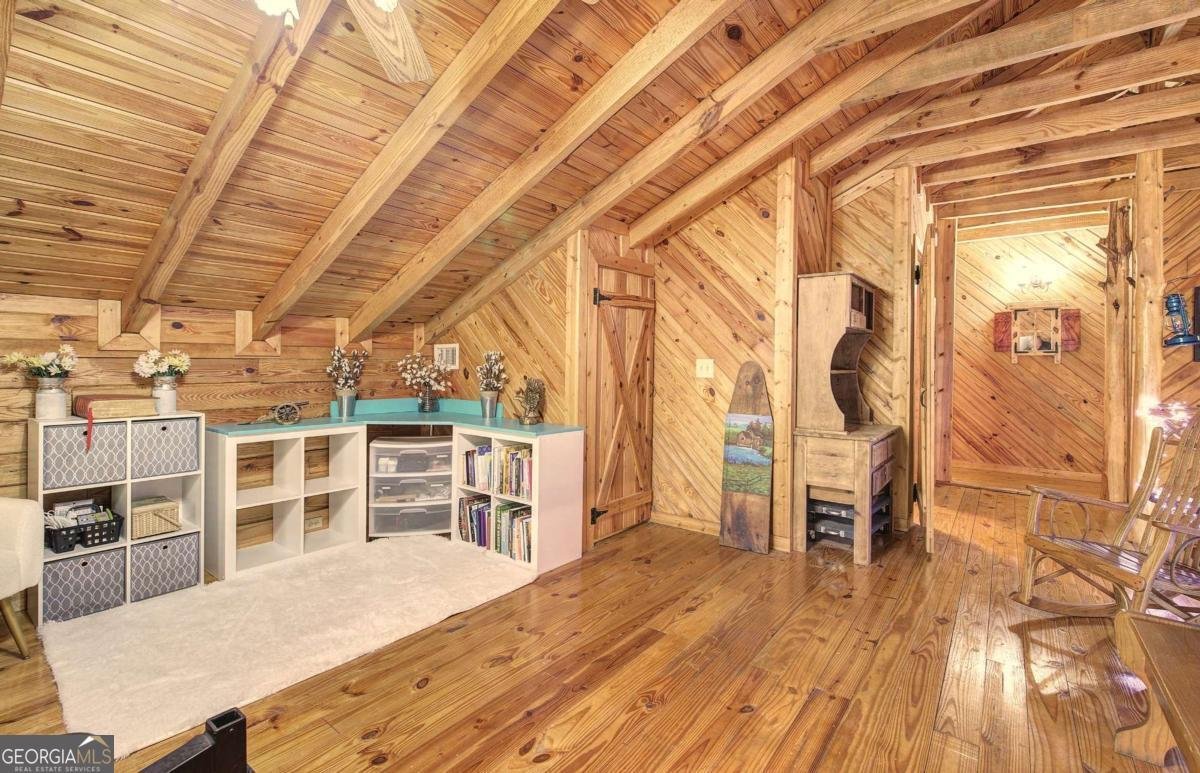 647 KnightBottom Road Fairmount - 11