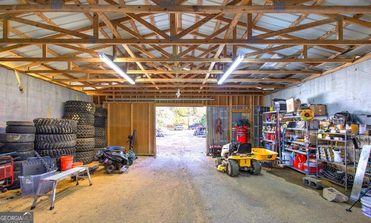 647 KnightBottom Road Fairmount - 27