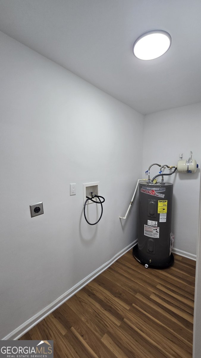 2084 Snow Road Atlanta - 3