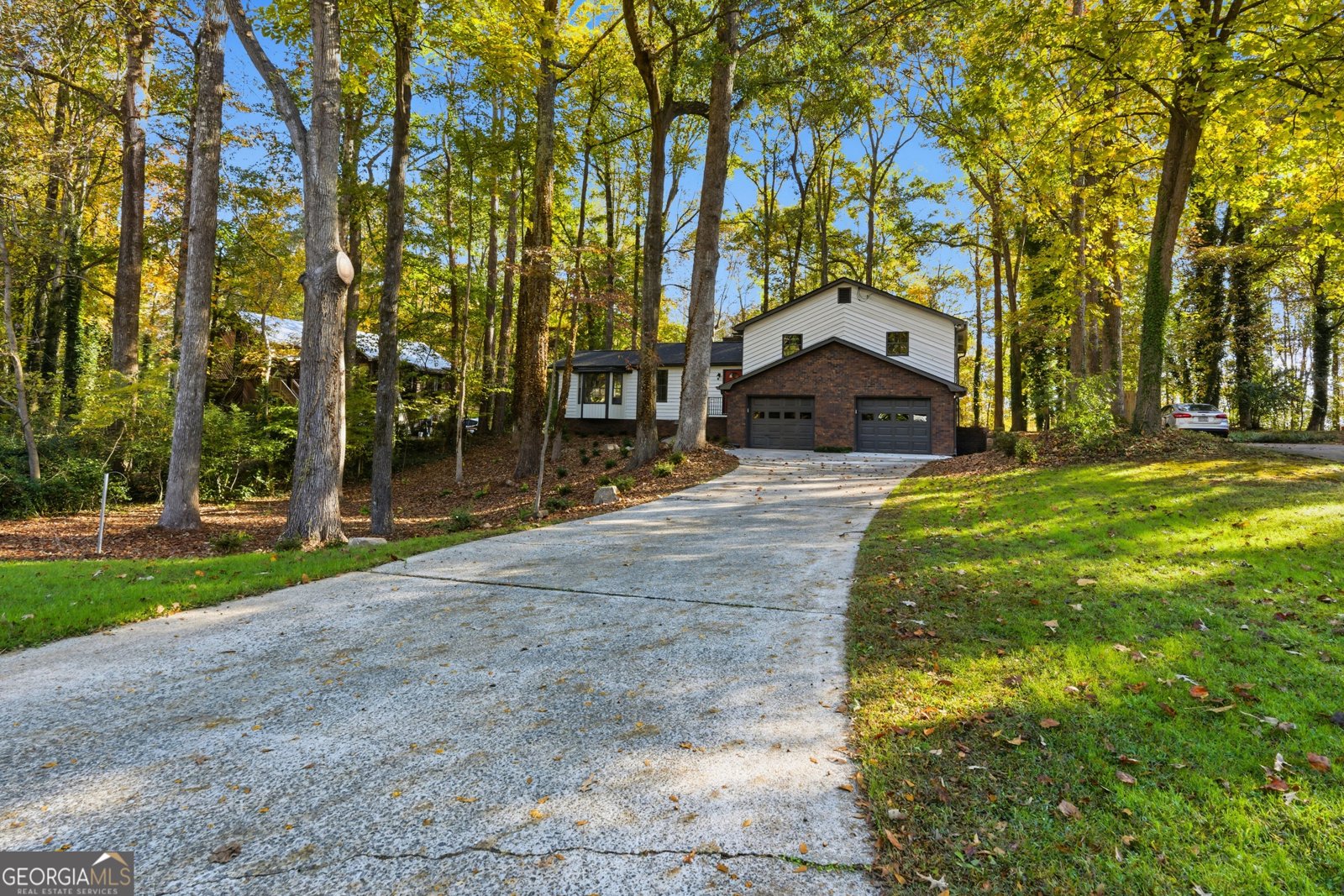 235 Sabrina Court Woodstock - 4