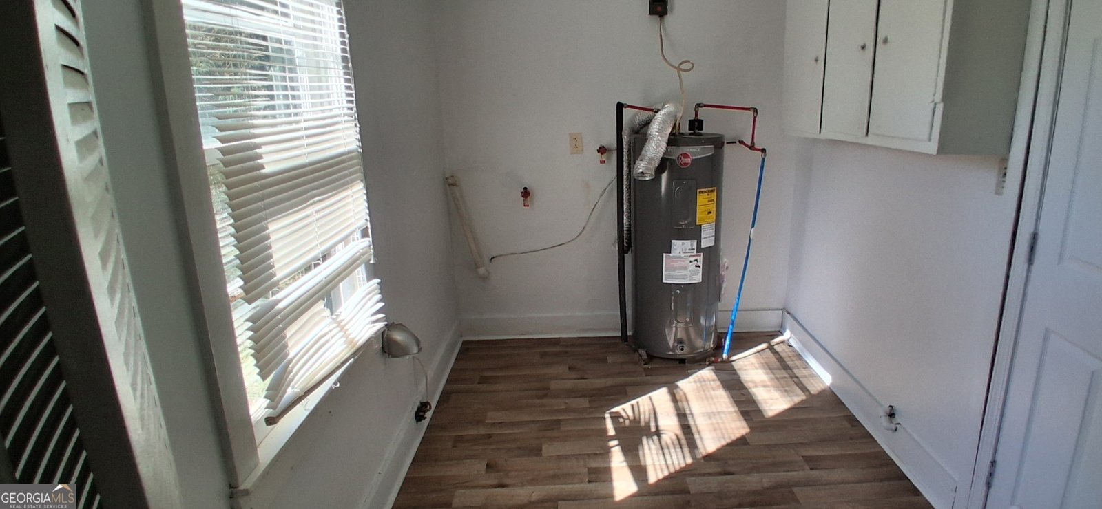 240 S. 1st Street Valley - 8