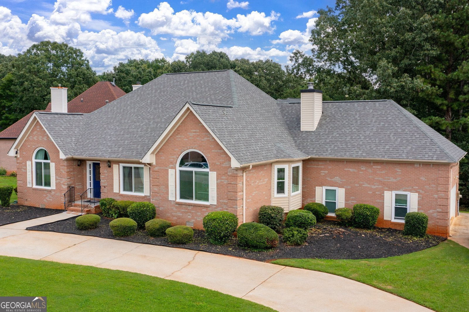 9396 Woodlawn Drive Douglasville - 1