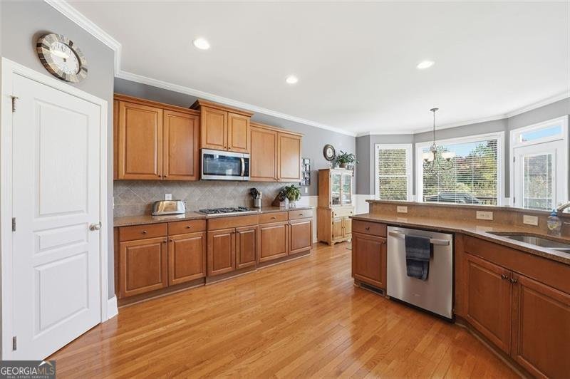 169 Retreat Dallas - 17