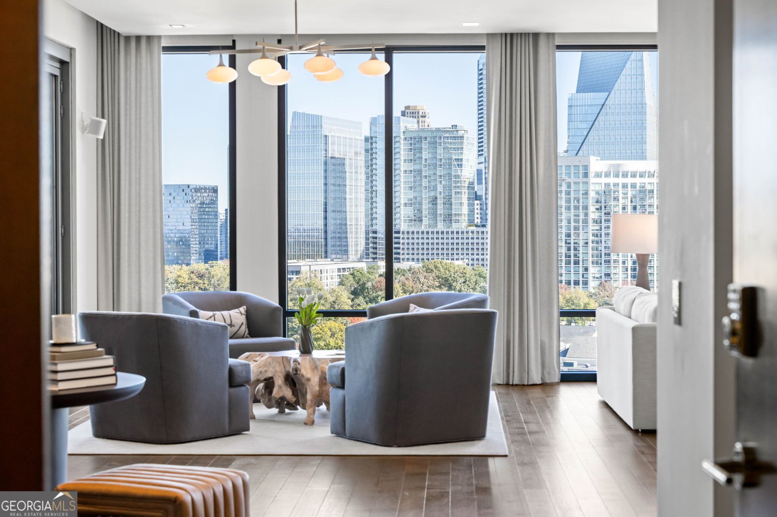 3107 Peachtree Road Atlanta - 2