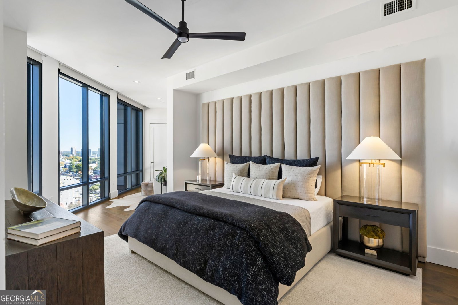 3107 Peachtree Road Atlanta - 30