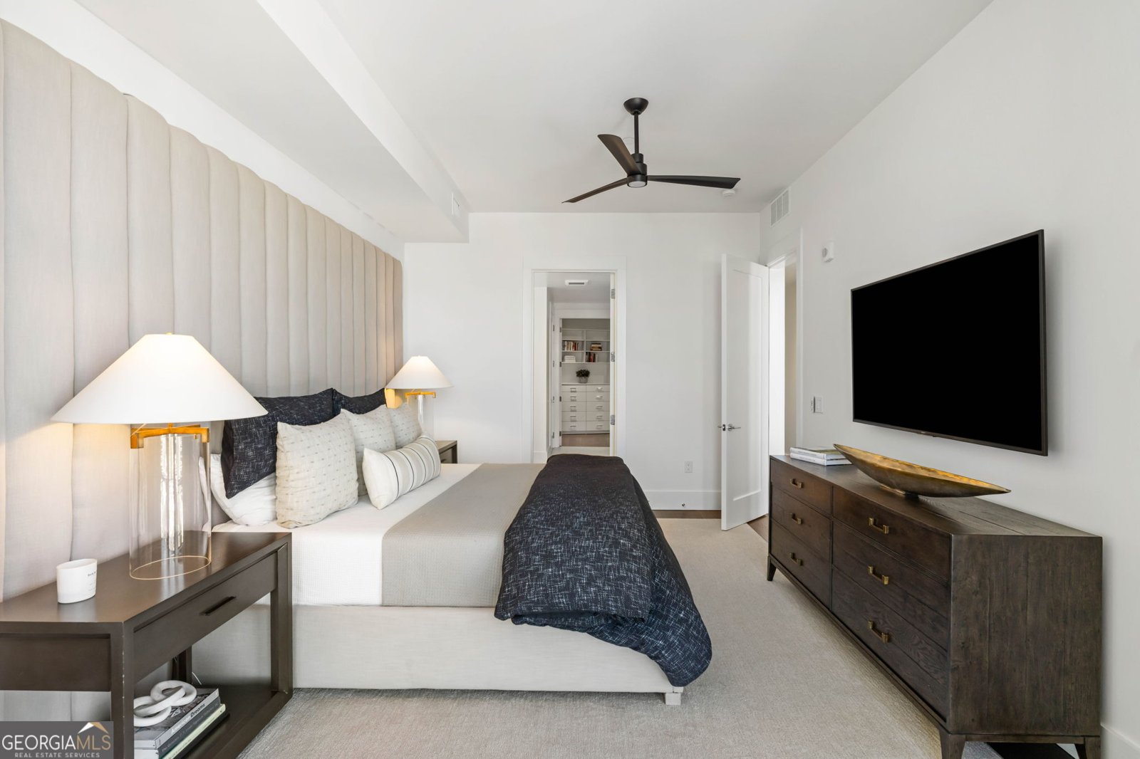 3107 Peachtree Road Atlanta - 31