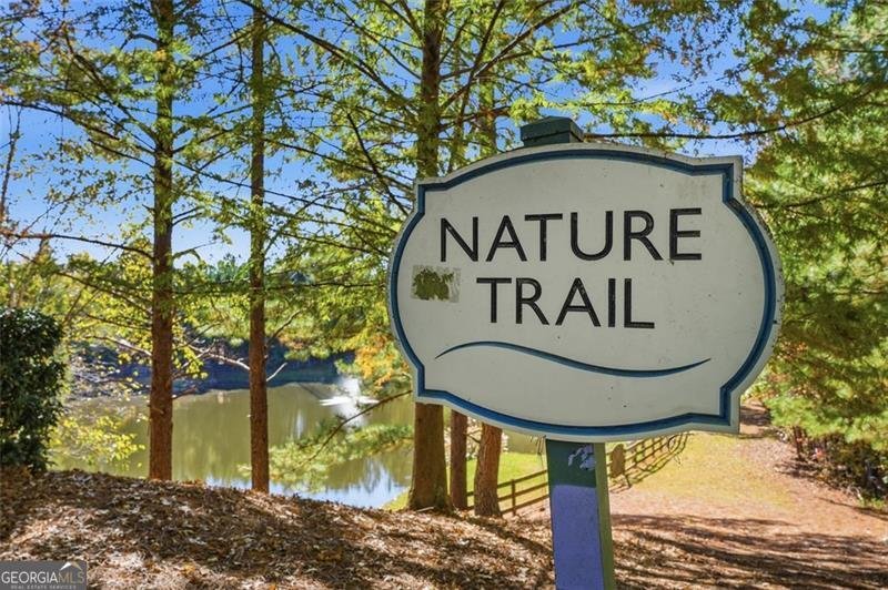 9931 MANCUNIAN Douglasville - 1