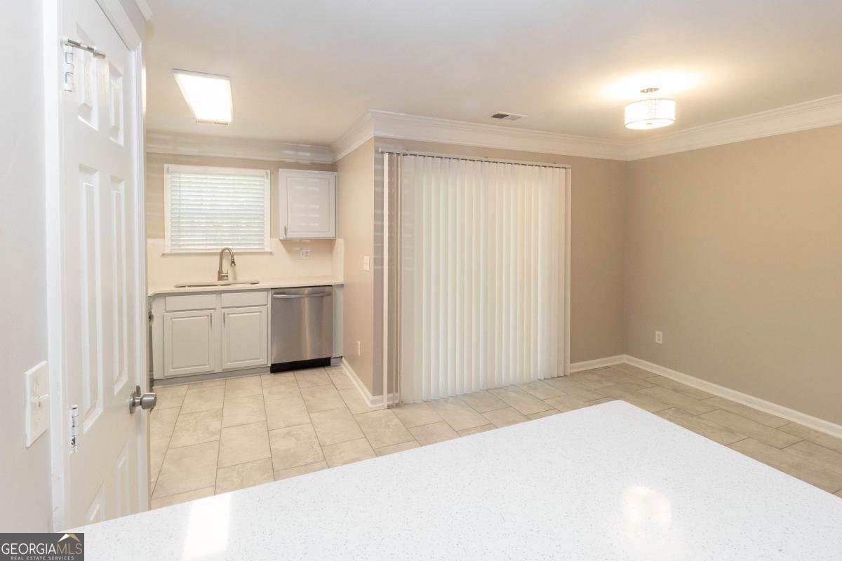 745 Crestwell Circle Atlanta - 11