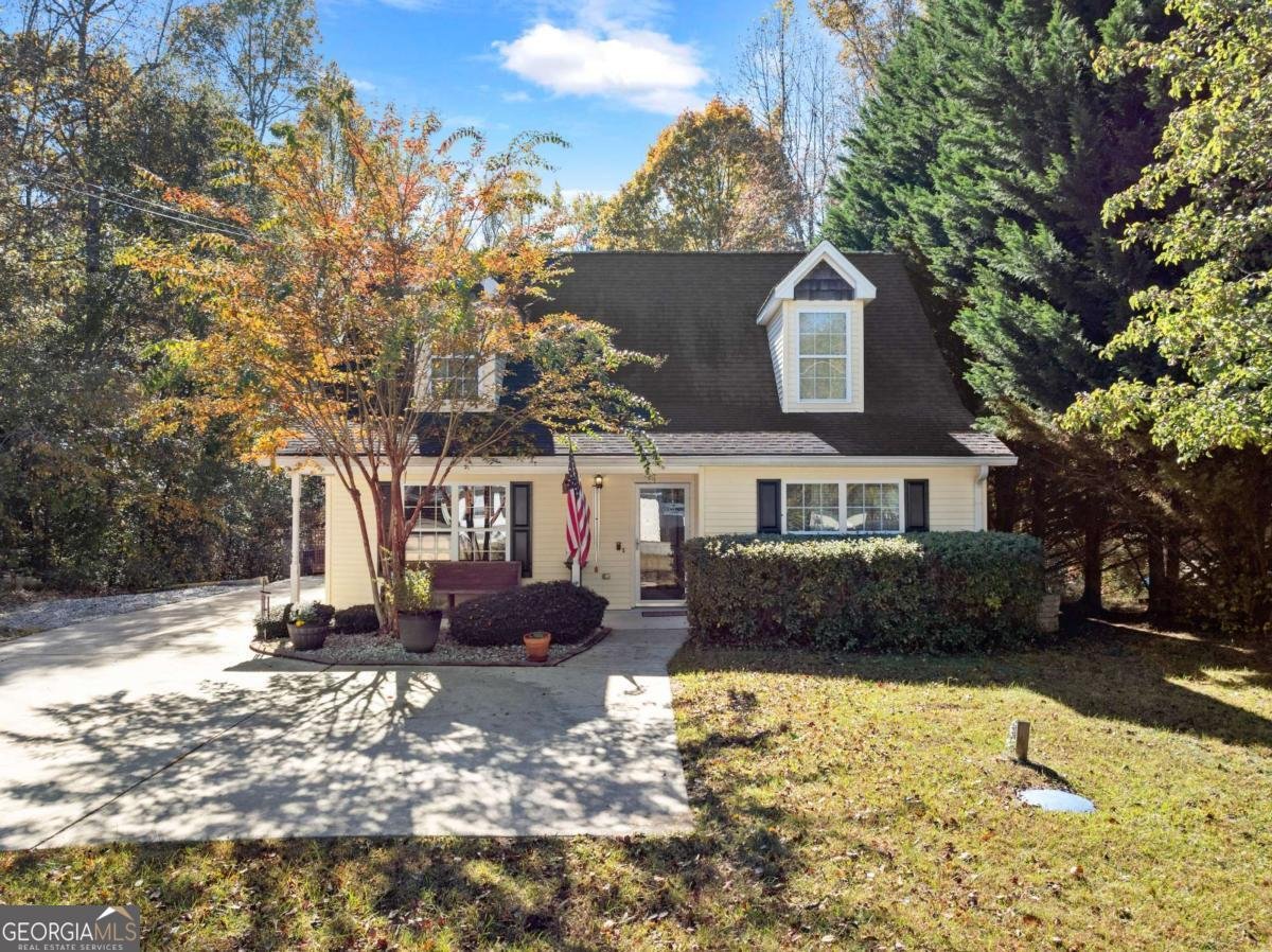 219 Stegall Place Dawsonville - 1