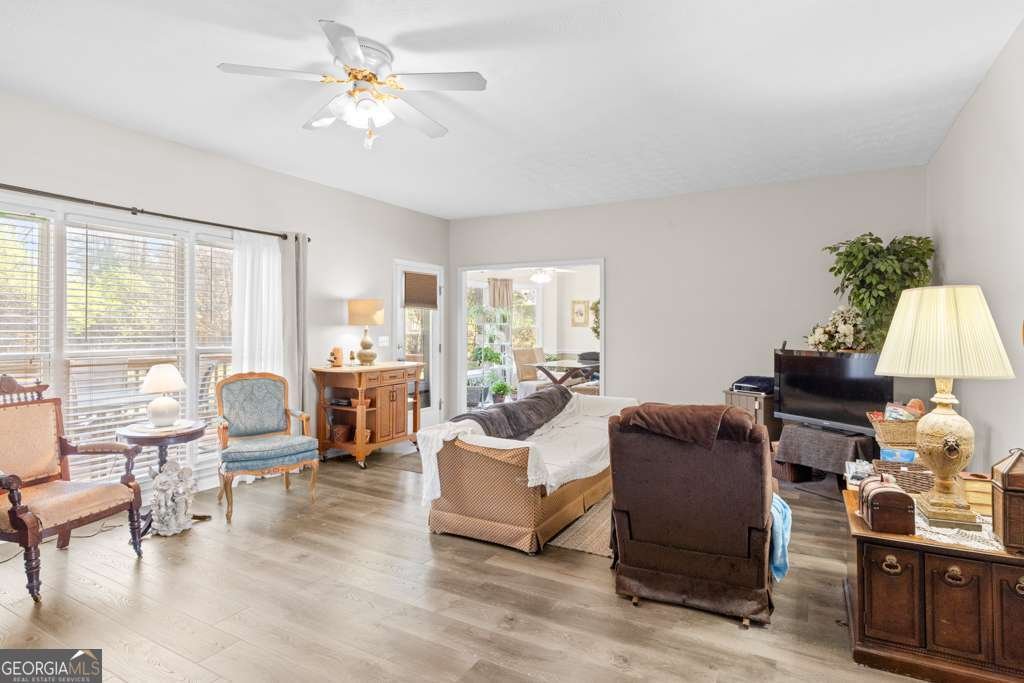 300 The Esplanade Way Loganville - 6