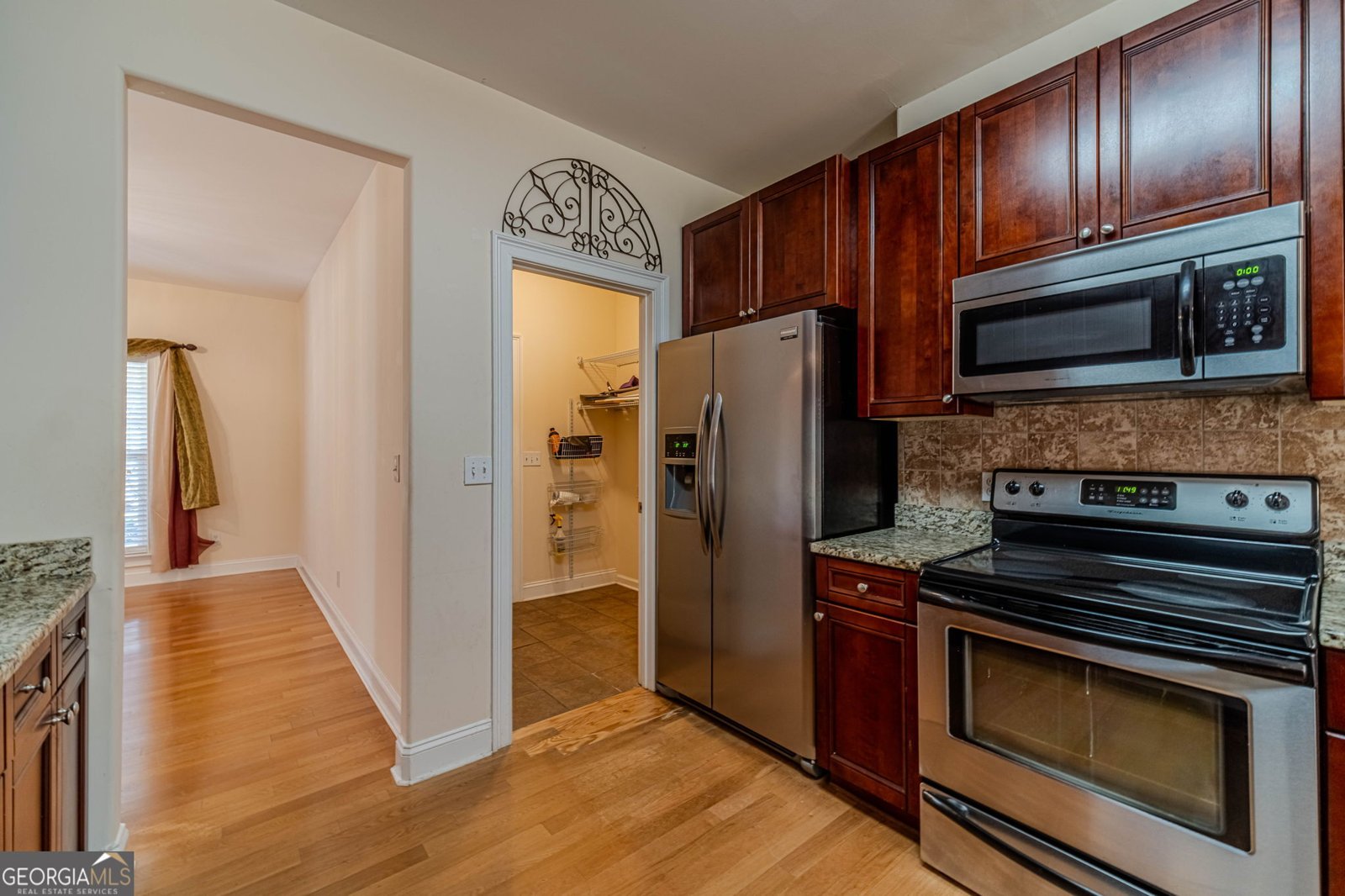 654 Huntington Trace Winder - 16