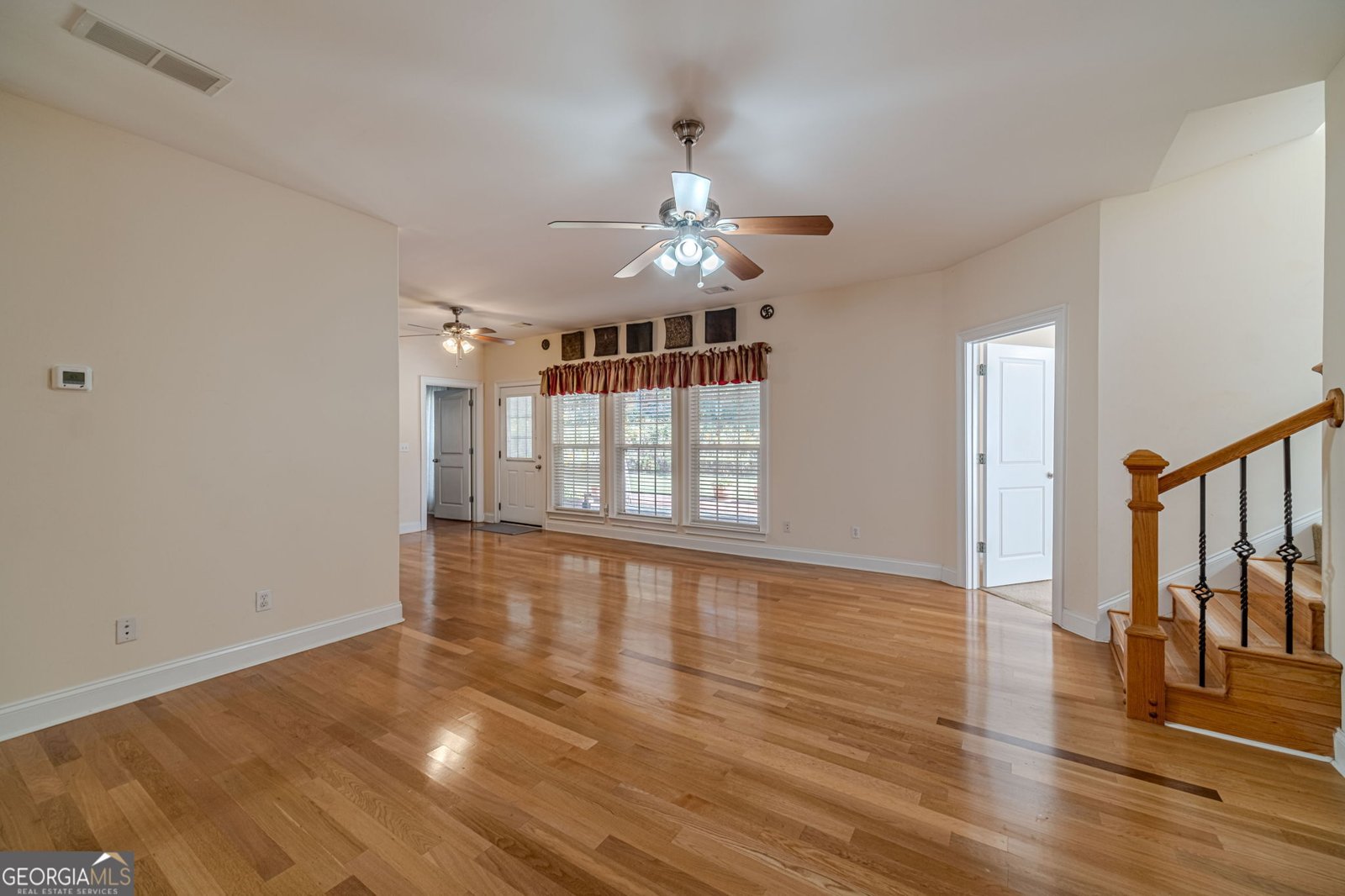 654 Huntington Trace Winder - 4