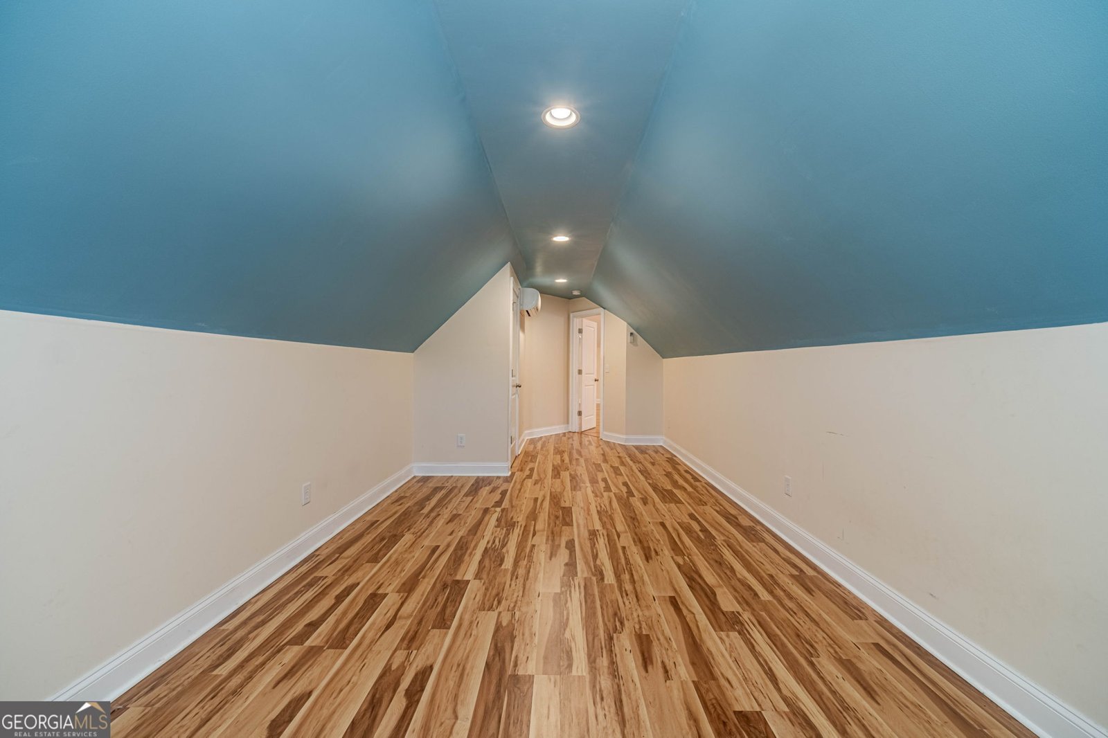 654 Huntington Trace Winder - 43