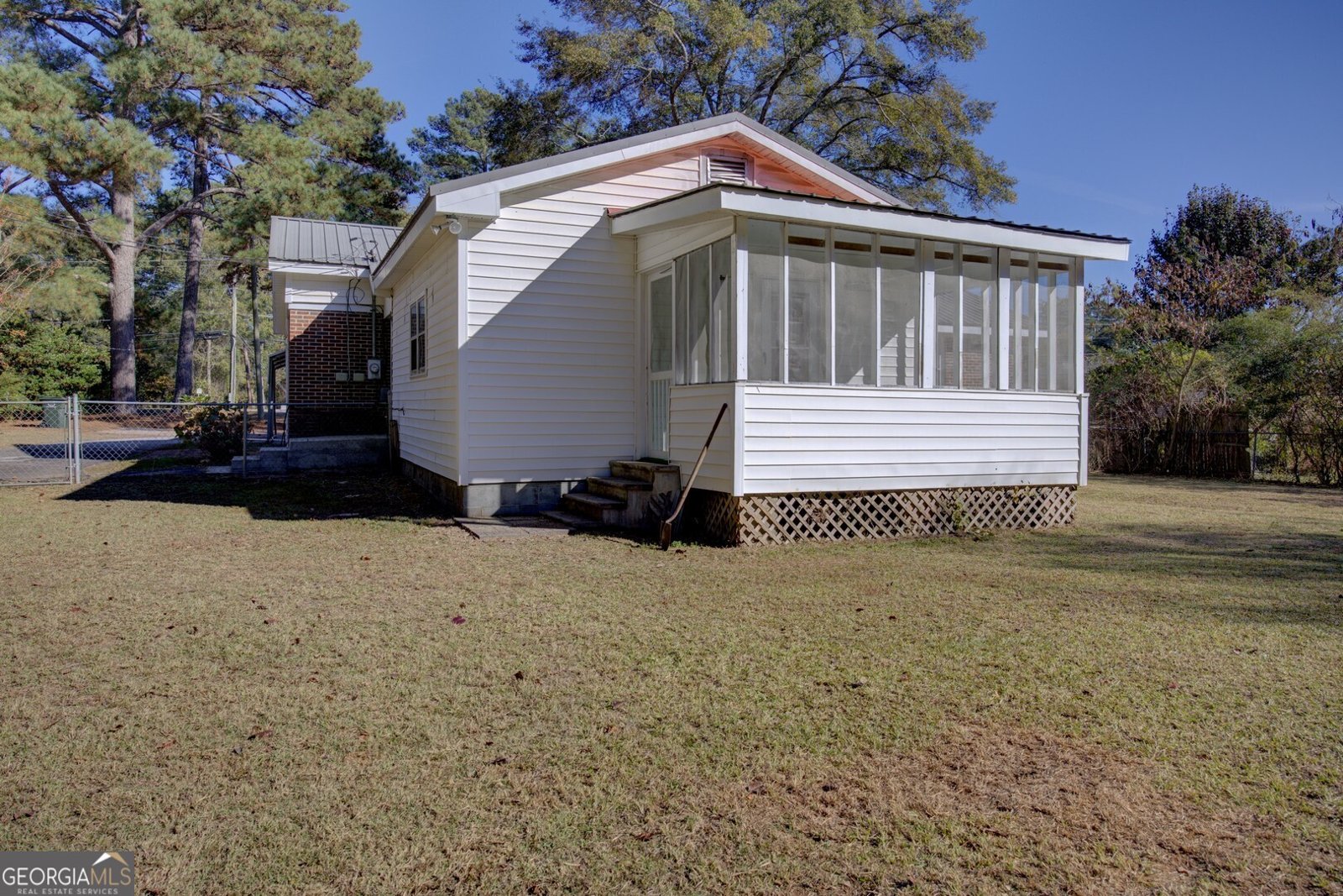 9174 Flat Shoals Road Covington - 19