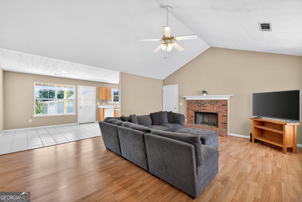 575 Mackinaw Drive Bethlehem - 12