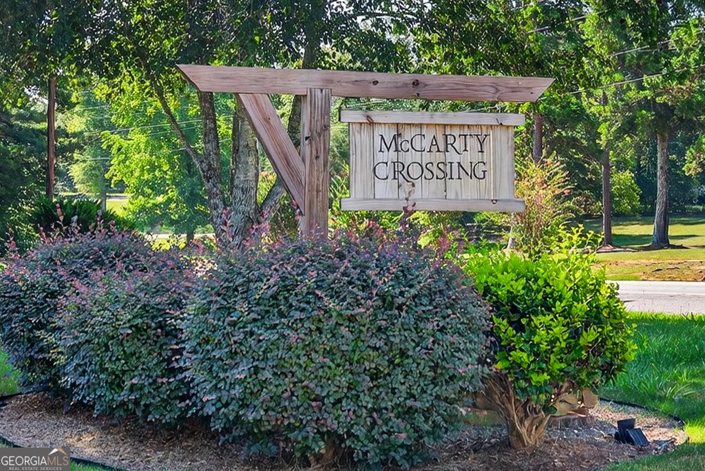 575 Mackinaw Drive Bethlehem - 42