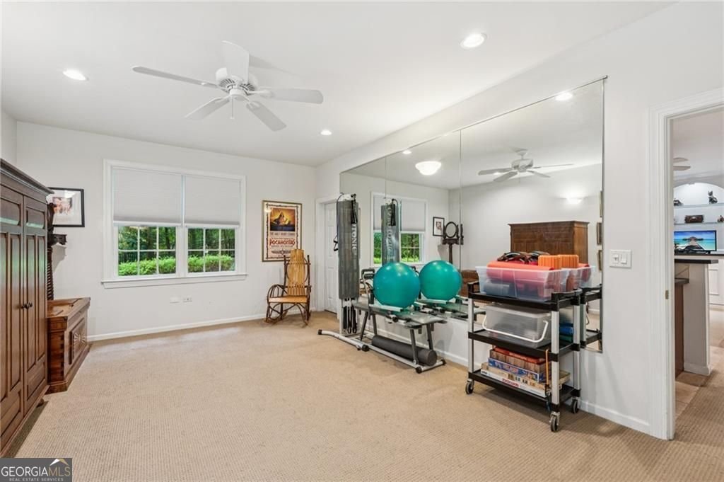 992 Wescott Lane Atlanta - 17