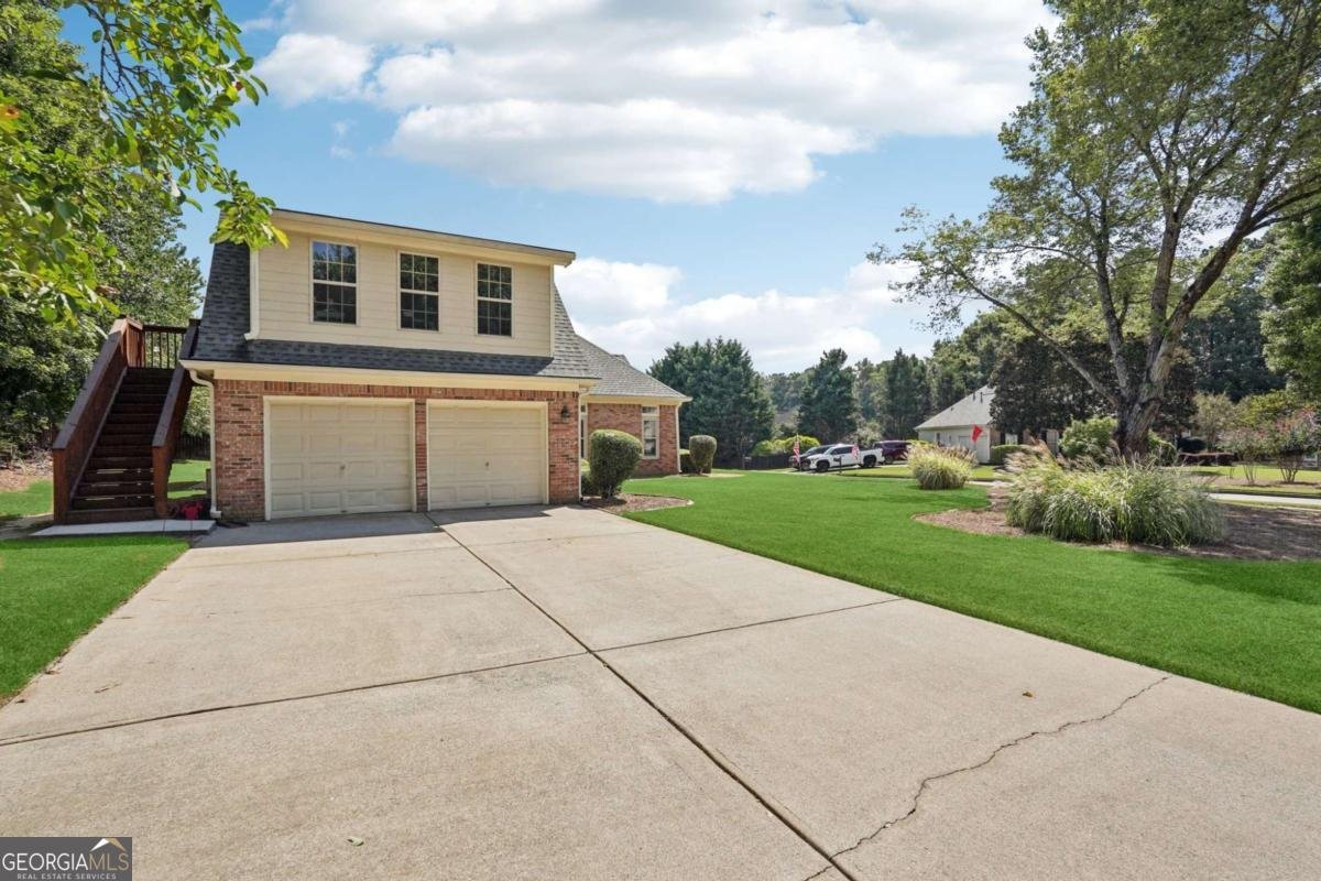 601 Redwood Lane Canton - 12