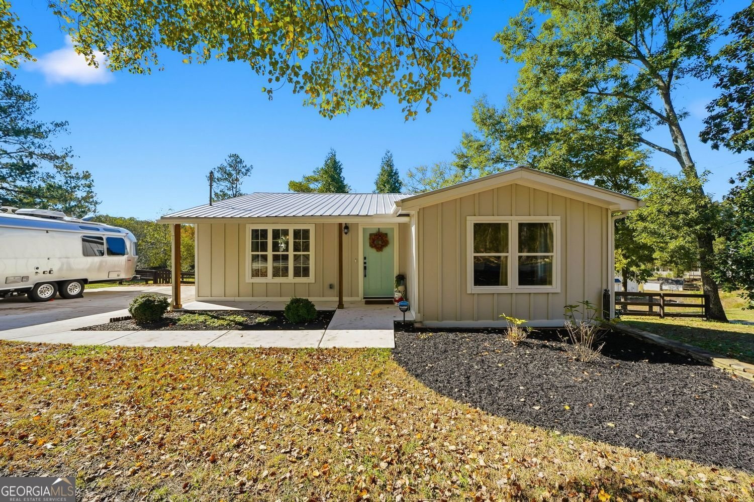 4706 Waters Road Woodstock - 1