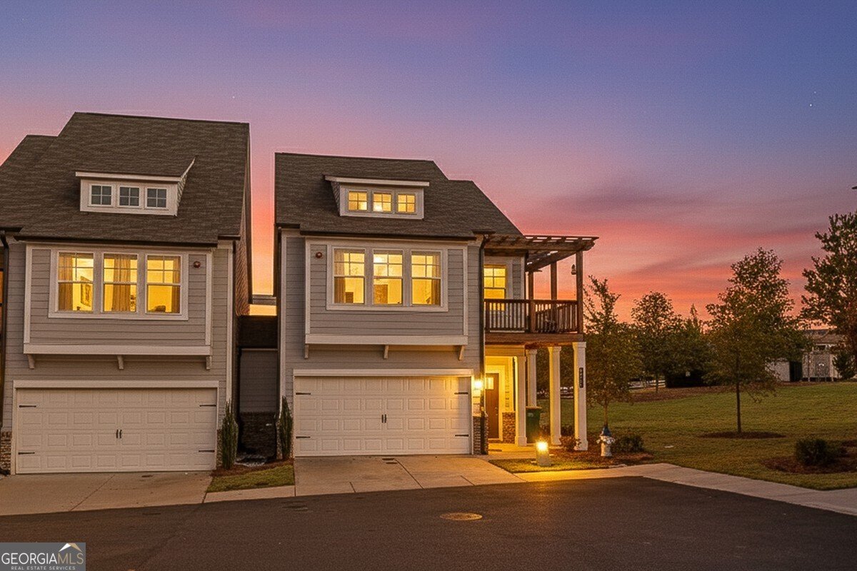 319 Hayden Circle Woodstock - 1