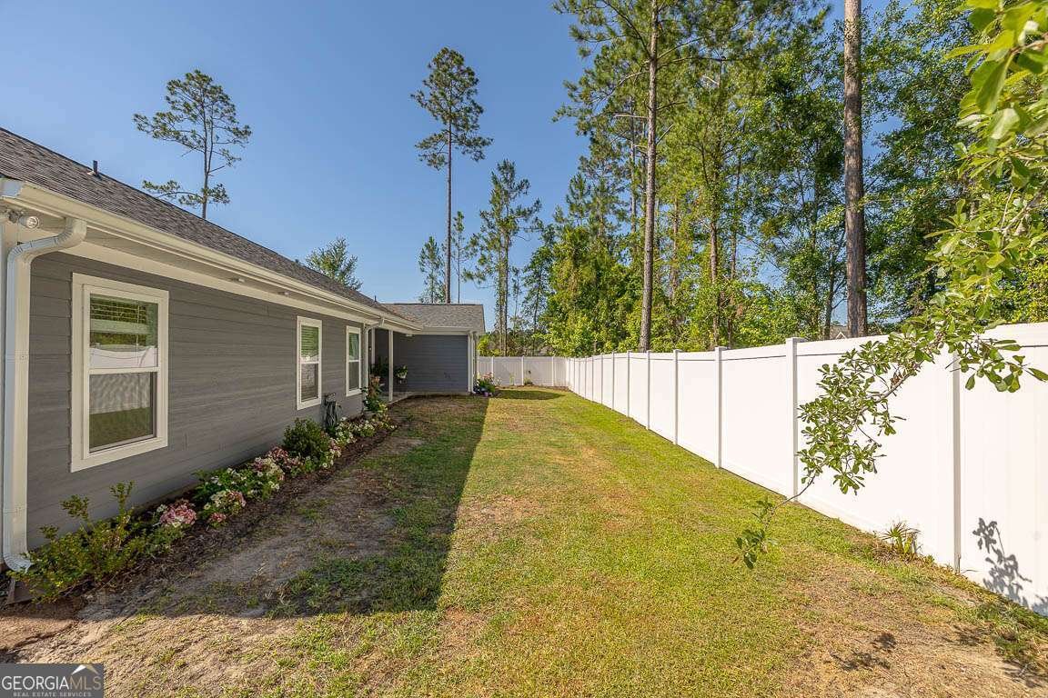 12 Hunters Drive Brunswick - 33