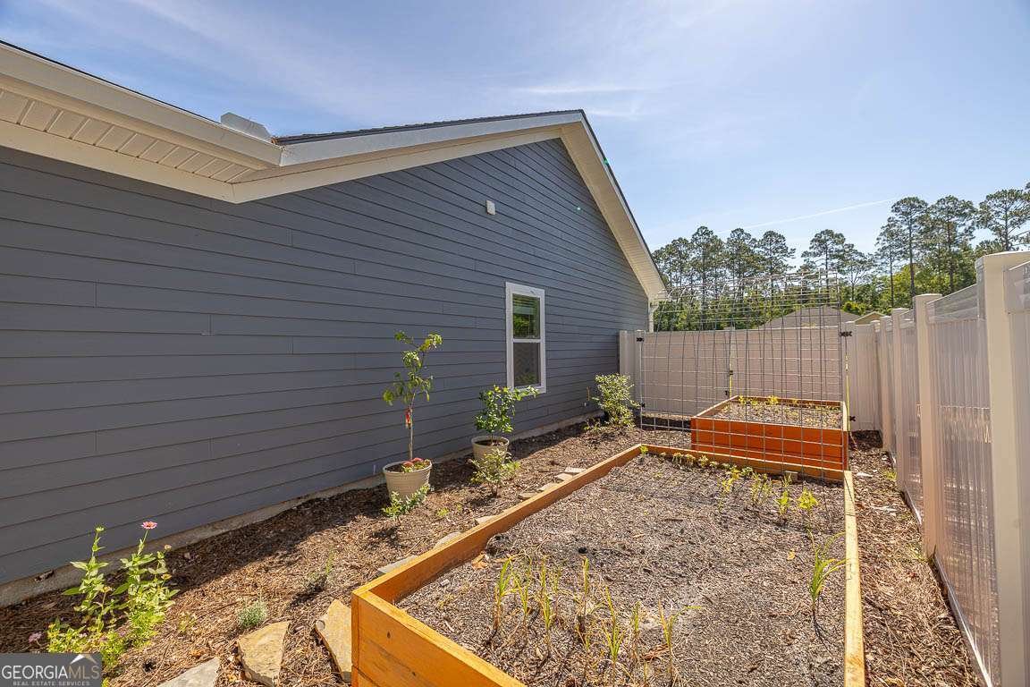 12 Hunters Drive Brunswick - 34