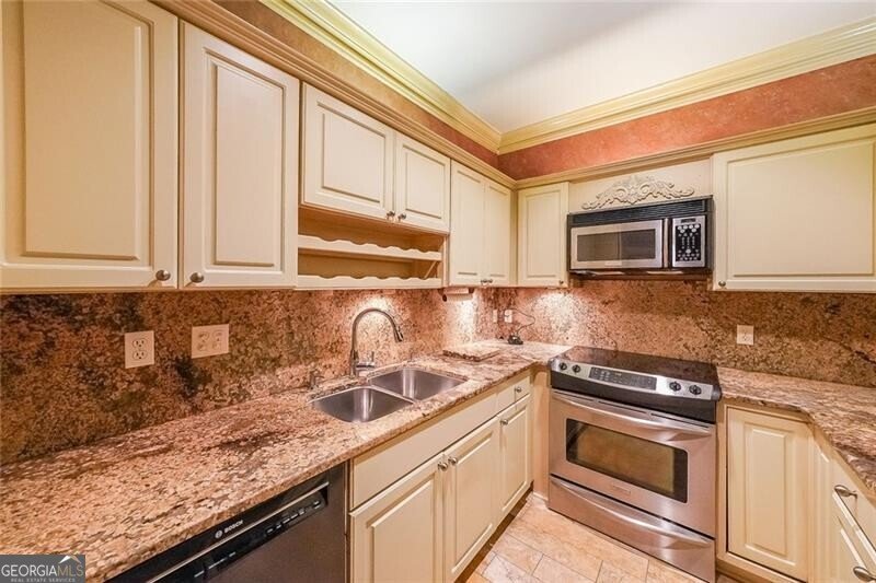 28410 Plantation Drive Atlanta - 10