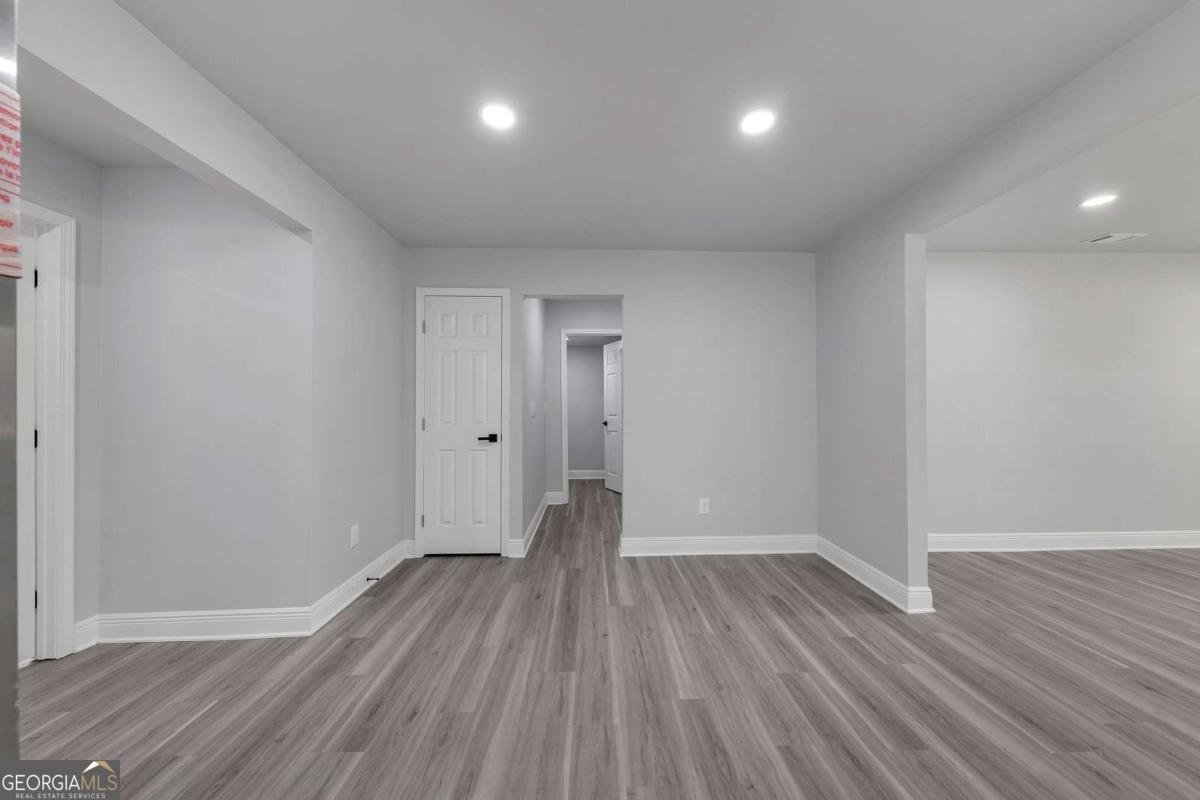 945 King Road Riverdale - 15