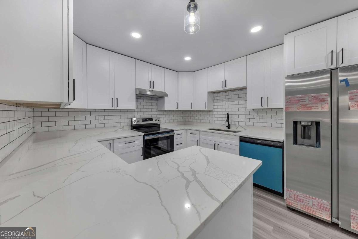 945 King Road Riverdale - 17