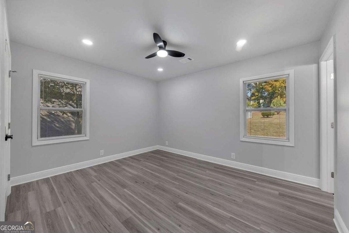 945 King Road Riverdale - 26