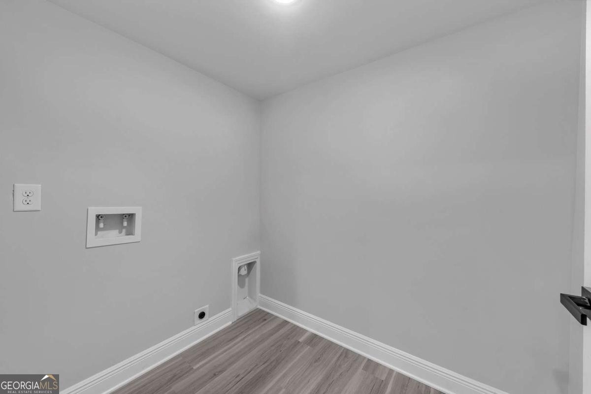 945 King Road Riverdale - 31