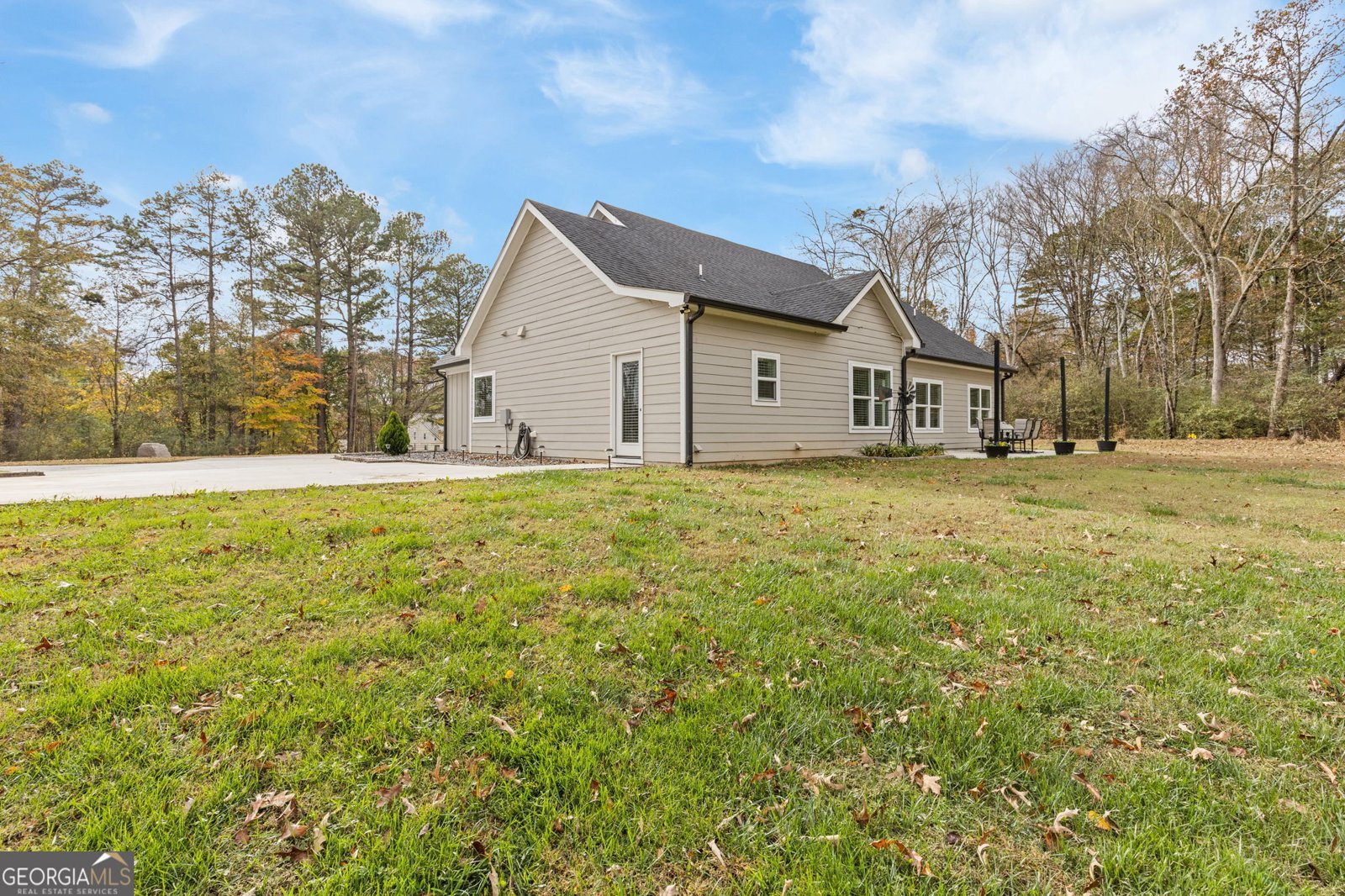 4201 Holly Springs Road Gillsville - 24