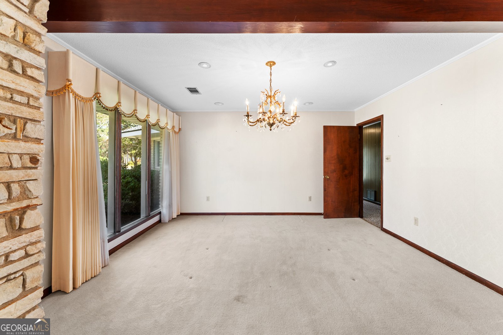 904 Ash Street Springfield - 37