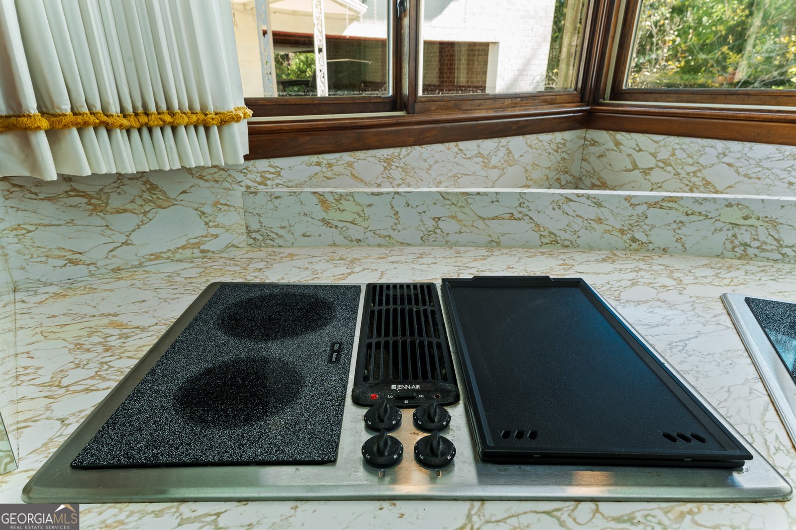 904 Ash Street Springfield - 49