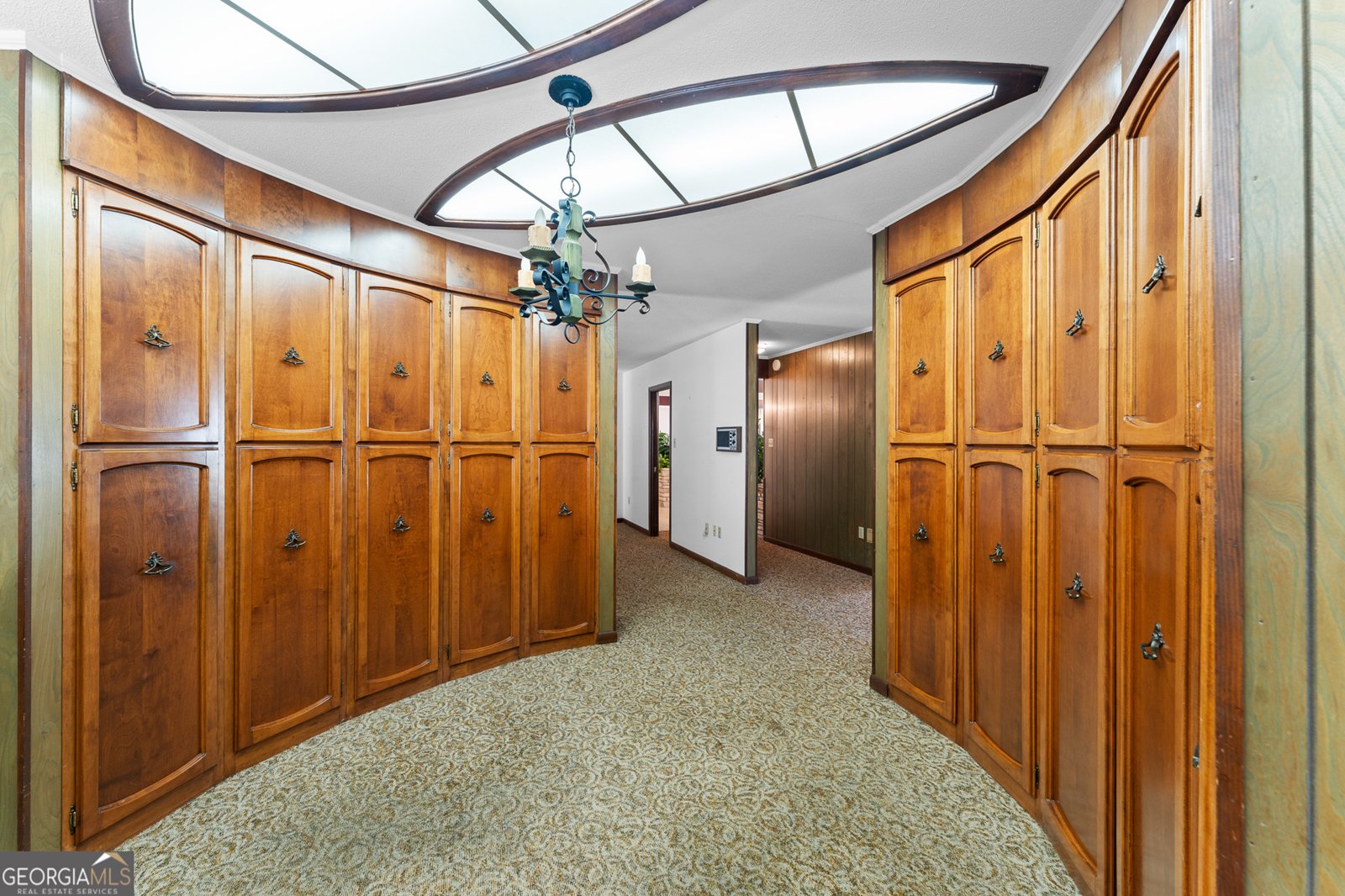 904 Ash Street Springfield - 57