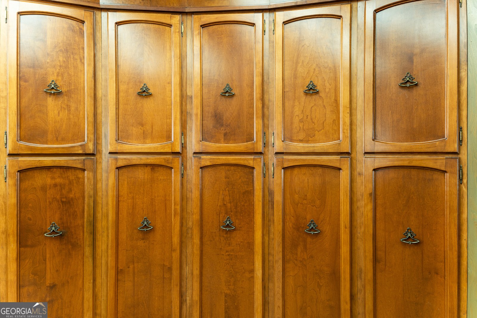 904 Ash Street Springfield - 58