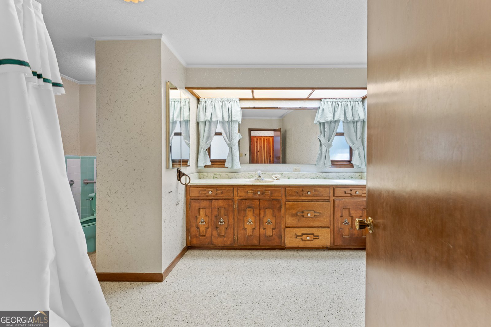 904 Ash Street Springfield - 64