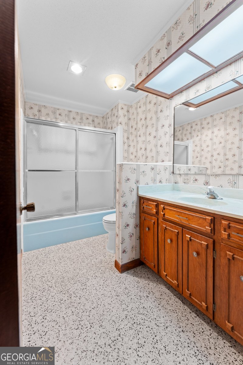 904 Ash Street Springfield - 71