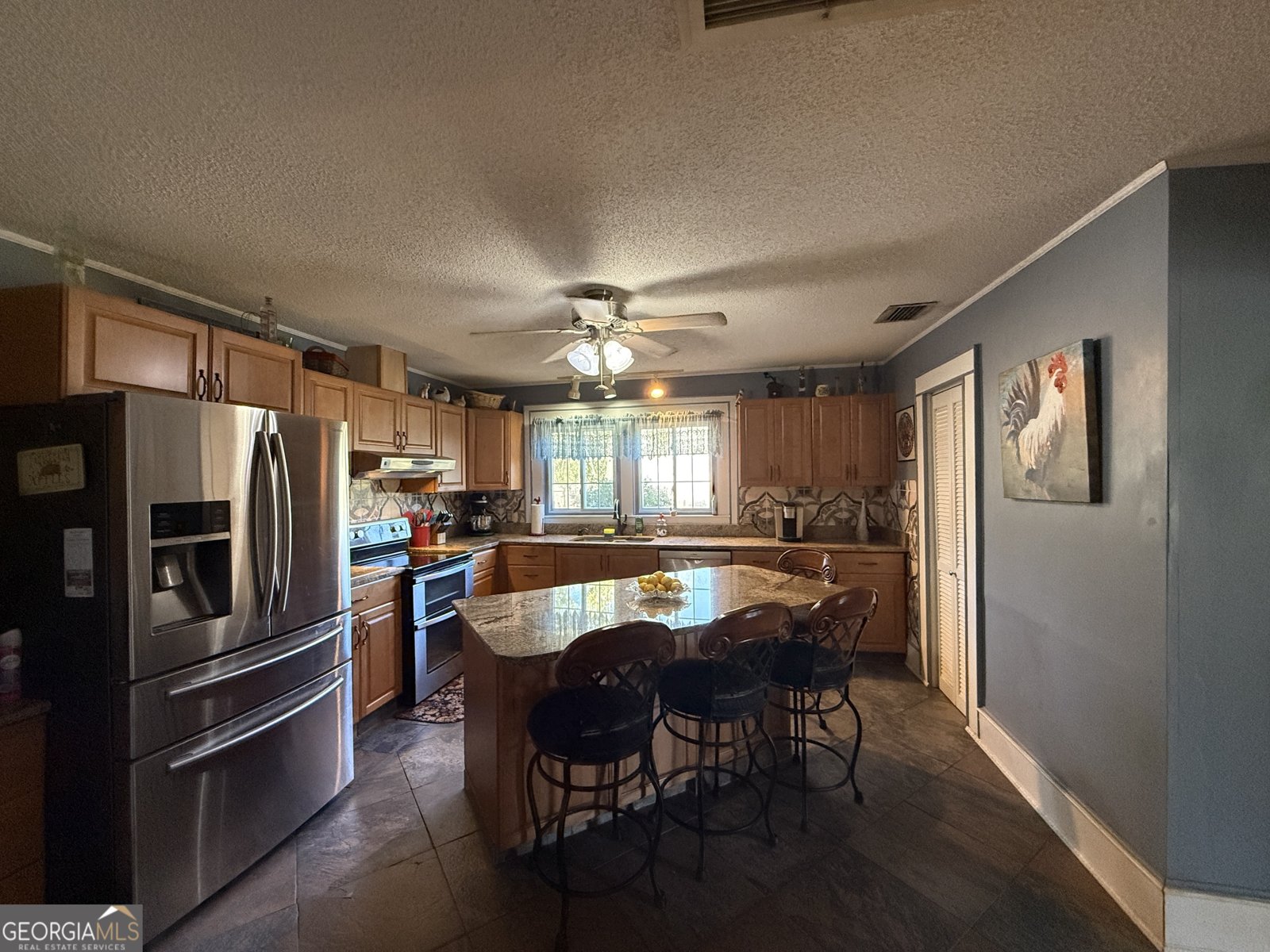 219 College Street Pembroke - 11