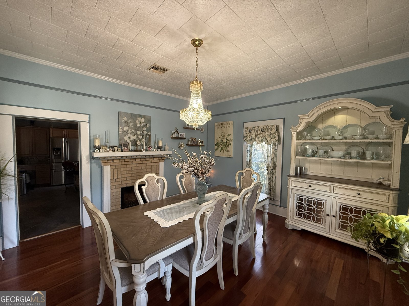 219 College Street Pembroke - 4